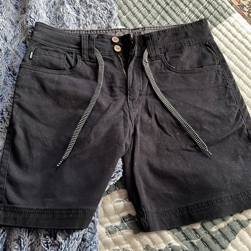 tentree high waisted shorts size 26